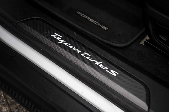 Porsche Taycan - Afbeelding 22 van 30