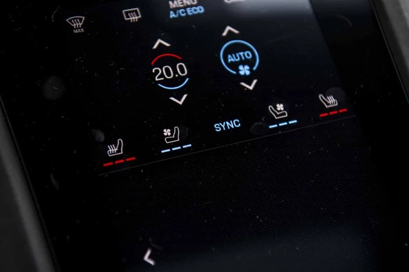 Porsche Taycan - Afbeelding 25 van 30