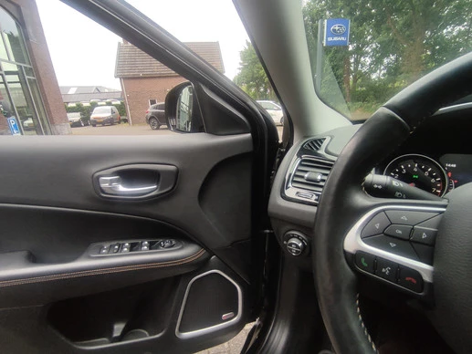 Jeep Compass - Afbeelding 21 van 30