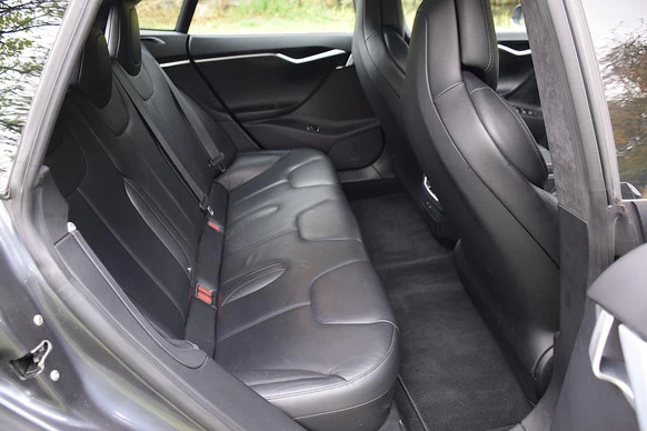 Tesla Model S - Afbeelding 21 van 30