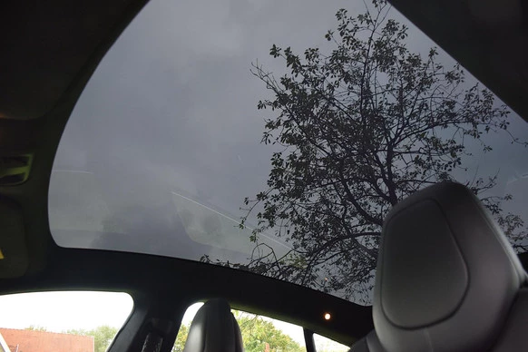 Tesla Model S - Afbeelding 23 van 30