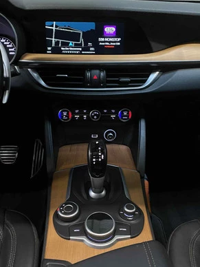 Alfa Romeo Stelvio - Afbeelding 20 van 24