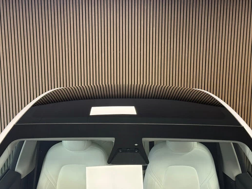 Tesla Model Y - Afbeelding 8 van 30
