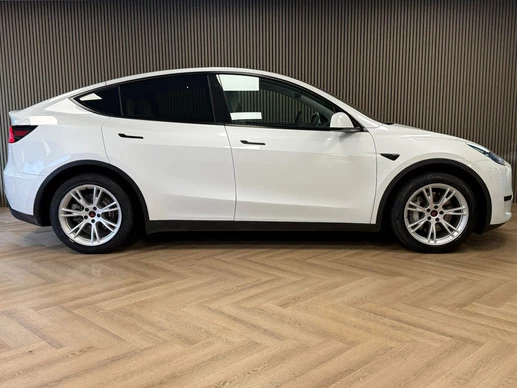 Tesla Model Y - Afbeelding 10 van 30