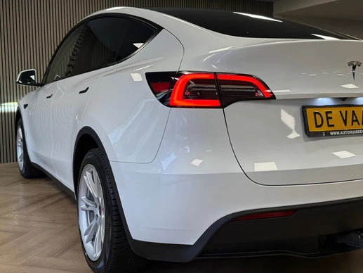 Tesla Model Y - Afbeelding 14 van 30
