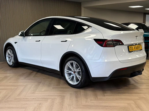 Tesla Model Y - Afbeelding 16 van 30
