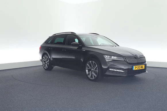 Škoda Superb - Afbeelding 11 van 30