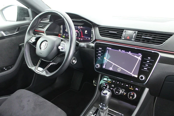 Škoda Superb - Afbeelding 14 van 30