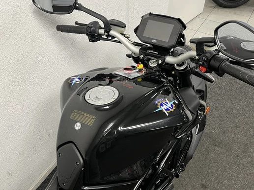 MV Agusta Brutale - Afbeelding 9 van 21