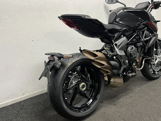 MV Agusta Brutale - Afbeelding 11 van 21