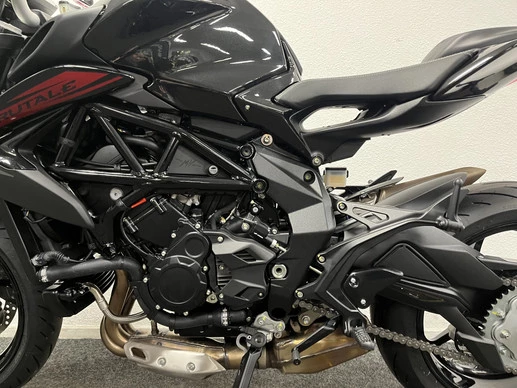 MV Agusta Brutale - Afbeelding 16 van 21