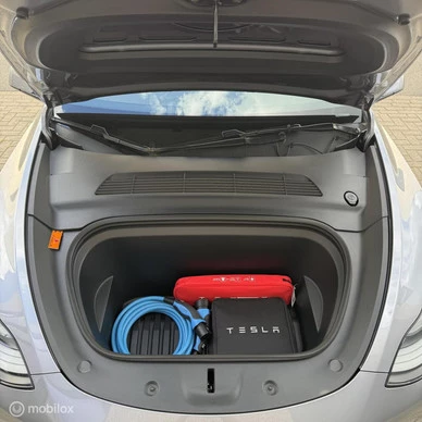 Tesla Model Y - Afbeelding 19 van 23