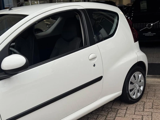 Peugeot 107 - Afbeelding 24 van 30