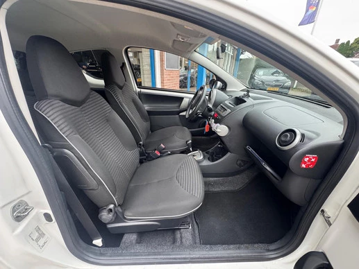 Peugeot 107 - Afbeelding 27 van 30