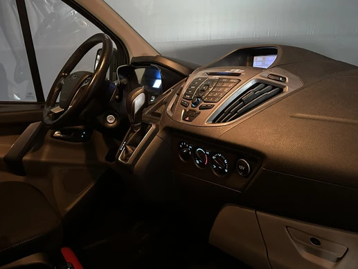 Ford Tourneo Custom - Afbeelding 18 van 25