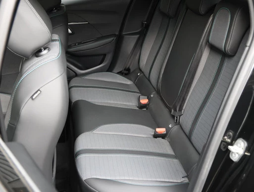 Peugeot e-208 - Afbeelding 17 van 30
