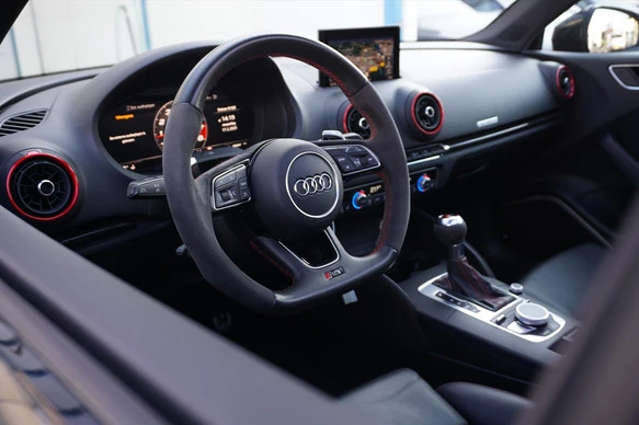 Audi S3 - Afbeelding 18 van 30