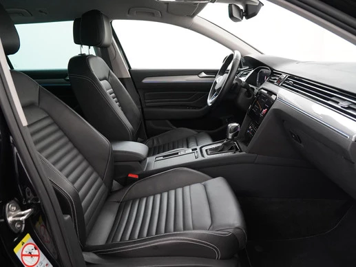 Volkswagen Passat - Afbeelding 3 van 30