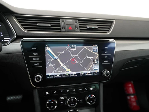 Škoda Superb - Afbeelding 14 van 30