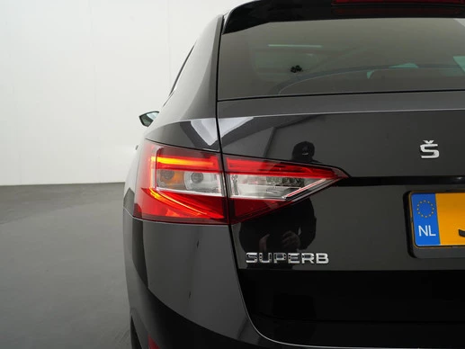 Škoda Superb - Afbeelding 25 van 30