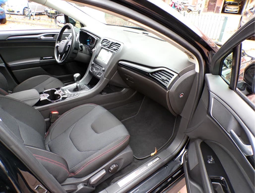 Ford Mondeo - Afbeelding 13 van 29