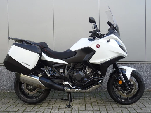 Honda NT 1100 - Afbeelding 1 van 17