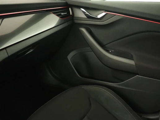 Škoda Kamiq - Afbeelding 18 van 30