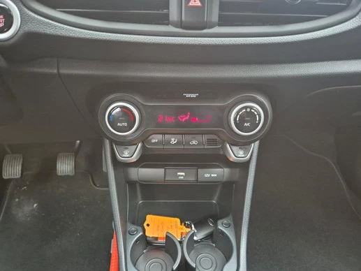 Kia Picanto - Afbeelding 19 van 21