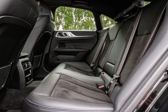 BMW i4 - Afbeelding 14 van 30