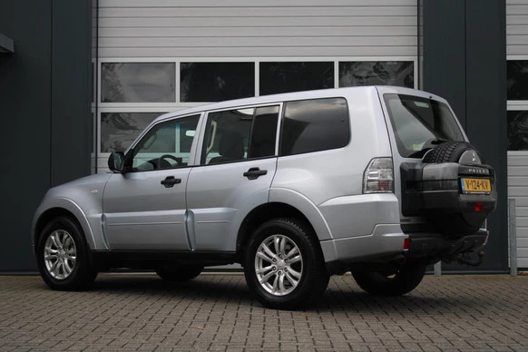 Mitsubishi Pajero - Afbeelding 4 van 30