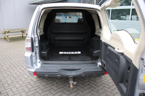 Mitsubishi Pajero - Afbeelding 9 van 30