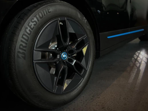 BMW iX - Afbeelding 8 van 27