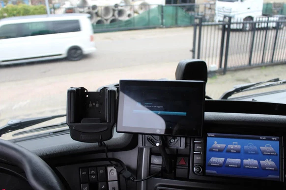 Iveco Stralis - Afbeelding 18 van 28