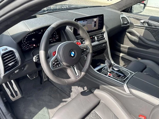 BMW M8 - Afbeelding 18 van 27