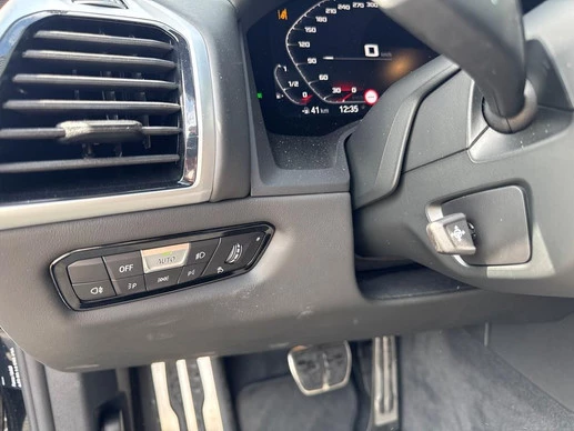 BMW M8 - Afbeelding 24 van 27