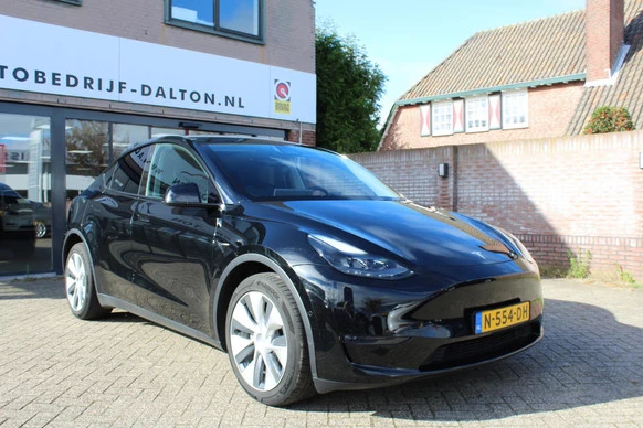 Tesla Model Y - Afbeelding 1 van 25