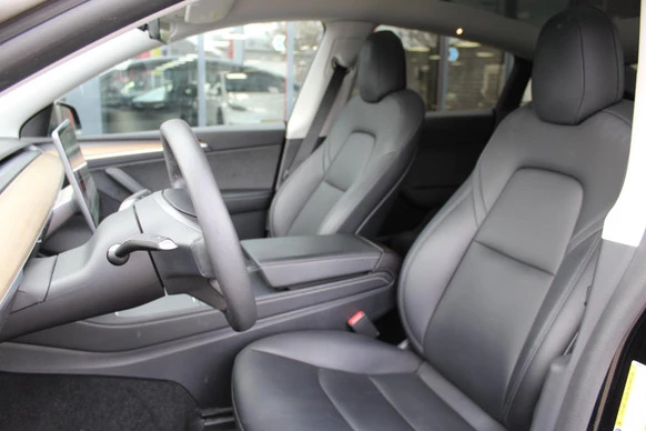 Tesla Model Y - Afbeelding 7 van 25