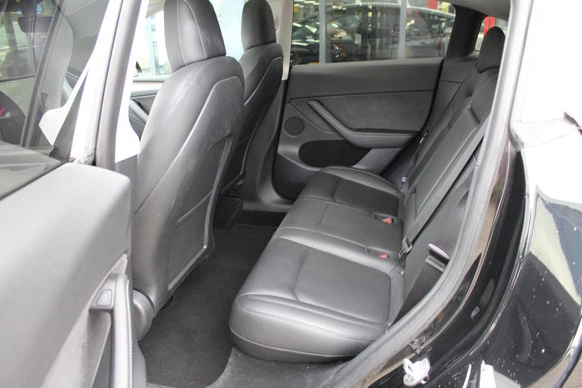Tesla Model Y - Afbeelding 8 van 25
