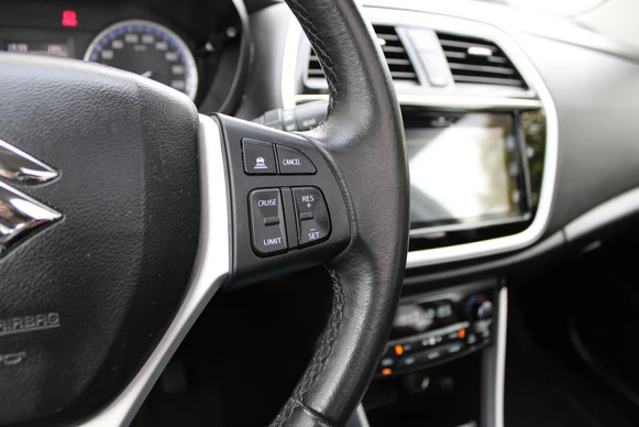 Suzuki S-Cross - Afbeelding 27 van 30