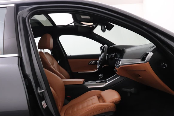 BMW 3 Serie - Afbeelding 15 van 27