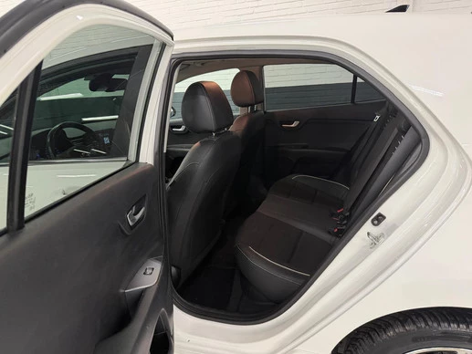 Kia Rio - Afbeelding 8 van 23