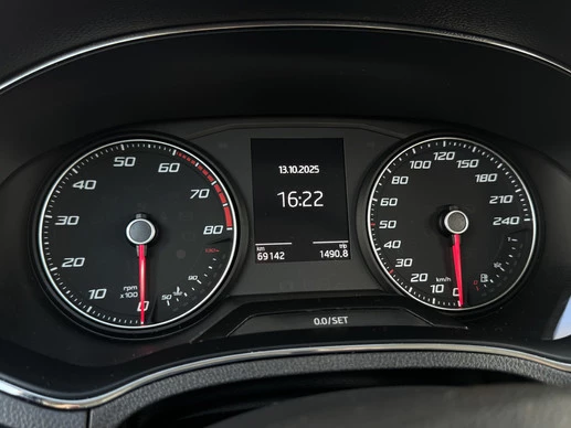 SEAT Arona - Afbeelding 9 van 30