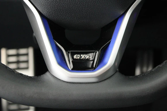 Volkswagen Golf - Afbeelding 18 van 30