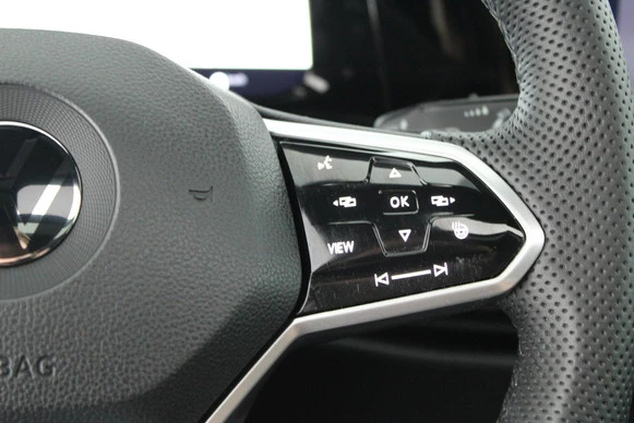 Volkswagen Golf - Afbeelding 19 van 30