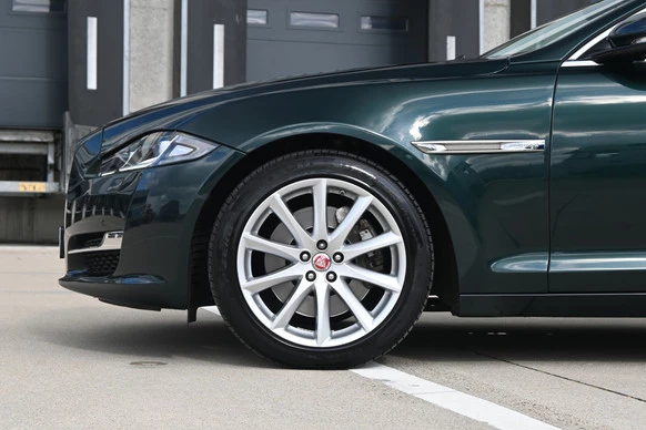 Jaguar XJ - Afbeelding 11 van 30