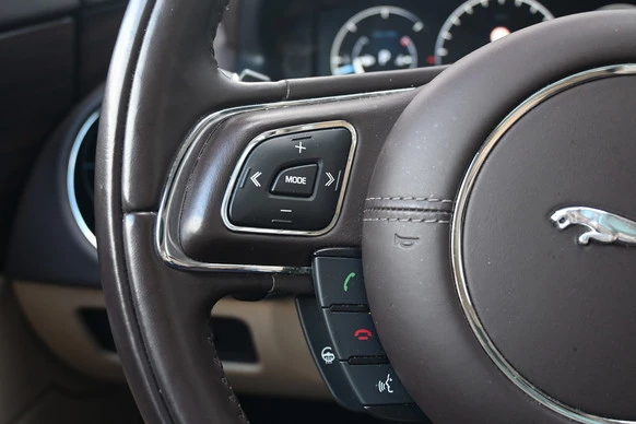 Jaguar XJ - Afbeelding 20 van 30