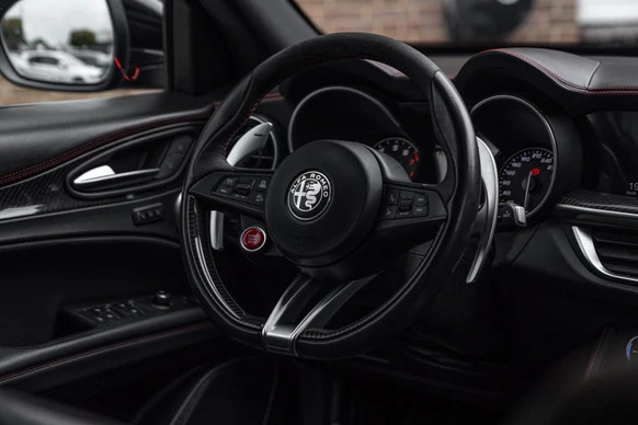 Alfa Romeo Stelvio - Afbeelding 21 van 30