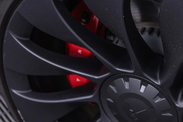 Tesla Model 3 - Afbeelding 23 van 30