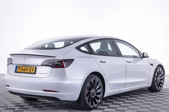 Tesla Model 3 - Afbeelding 27 van 30