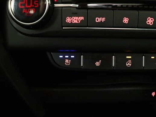 Kia Ceed - Afbeelding 28 van 30